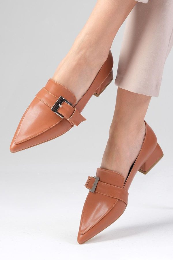 Mio Gusto Mio Gusto Carola Tan Color Pointed Toe Women's Low Heel Shoes