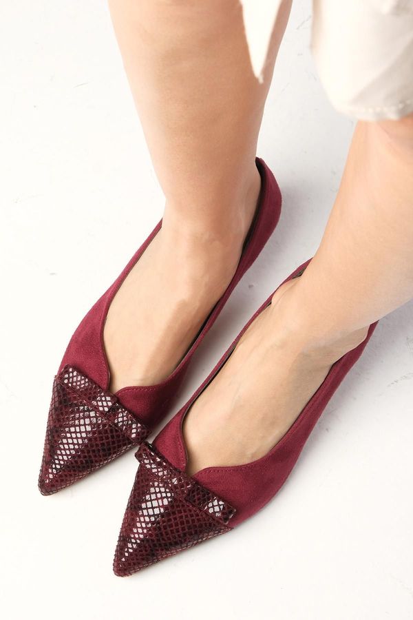 Mio Gusto Mio Gusto Pia Burgundy Color Snakeskin And Suede Combination Women's Short Heeled Shoes