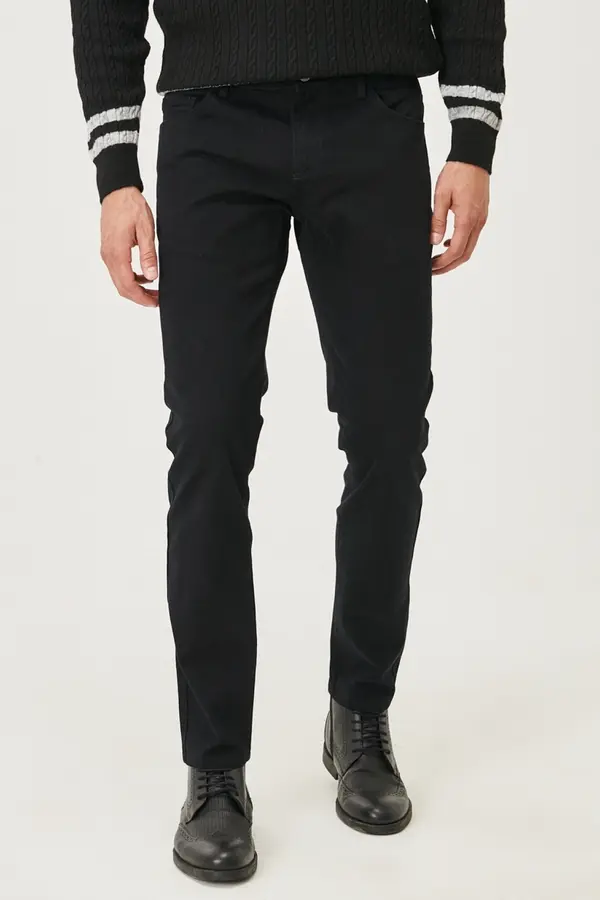 AC&Co / Altınyıldız Classics Moške črne slim fit chino hlače
