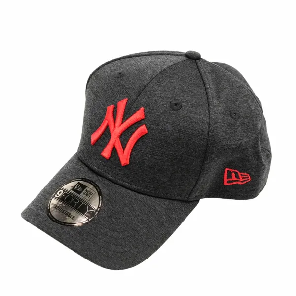 New Era New Era 9Forty Shadow Tech MLB New York Yankees Black/Red Cap