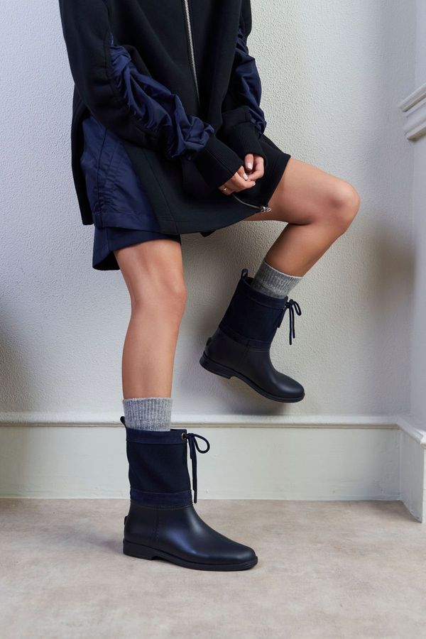 NİŞANTAŞI SHOES NİŞANTAŞI SHOES Ginger Navy Blue Genuine Suede Flat Heel Women's Rain Boots