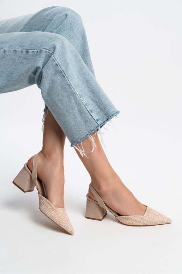 NİŞANTAŞI SHOES NİŞANTAŞI SHOES Sammy Beige Linen Pointed Toe Chunky Heel Shoes