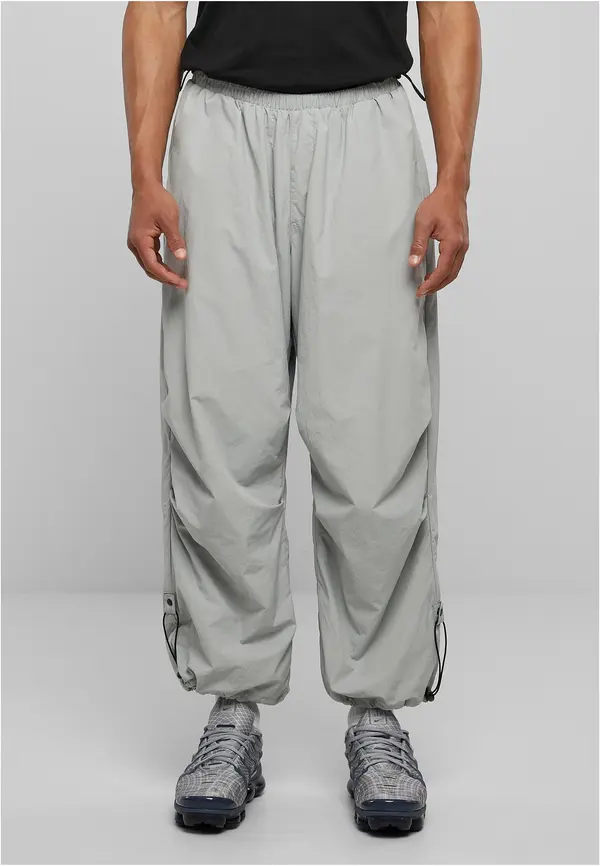 Urban Classics Nylon parachute pants made of light asphalt