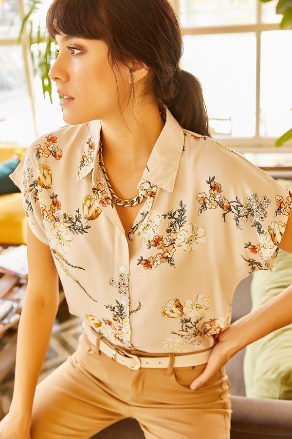 Olalook Olalook Women's Beige Floral Bat Viscose Shirt