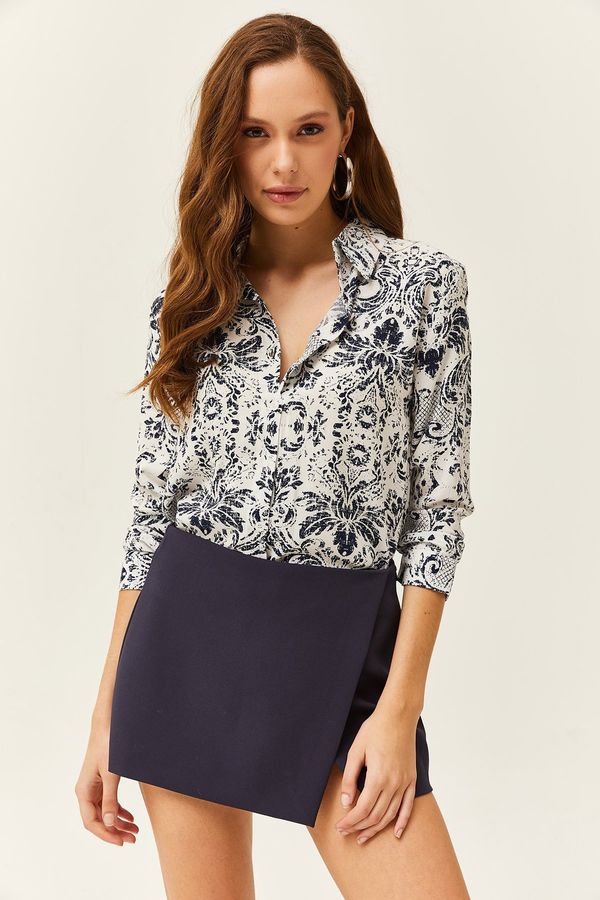 Olalook Olalook Women's Ecru Navy Blue Patterned Shirt