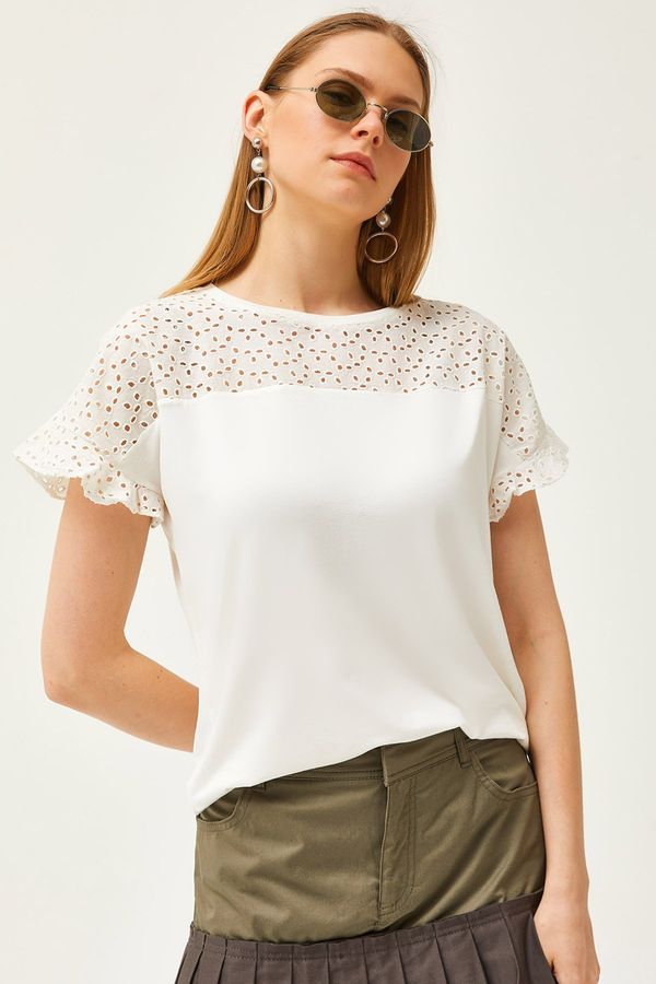 Olalook Olalook Women's Ecru Scalloped Sleeve Flounce T-shirt