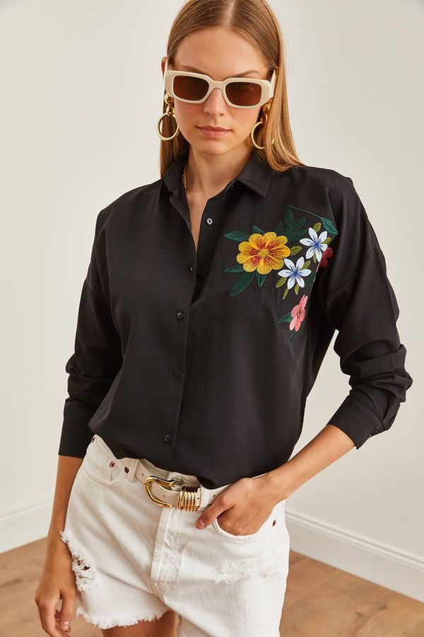 Olalook Olalook Women's Floral Black Embroidery Detailed Oversize Woven Shirt