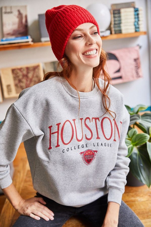 Olalook Olalook Women's Gray Houston Printed Raised Sweatshirt