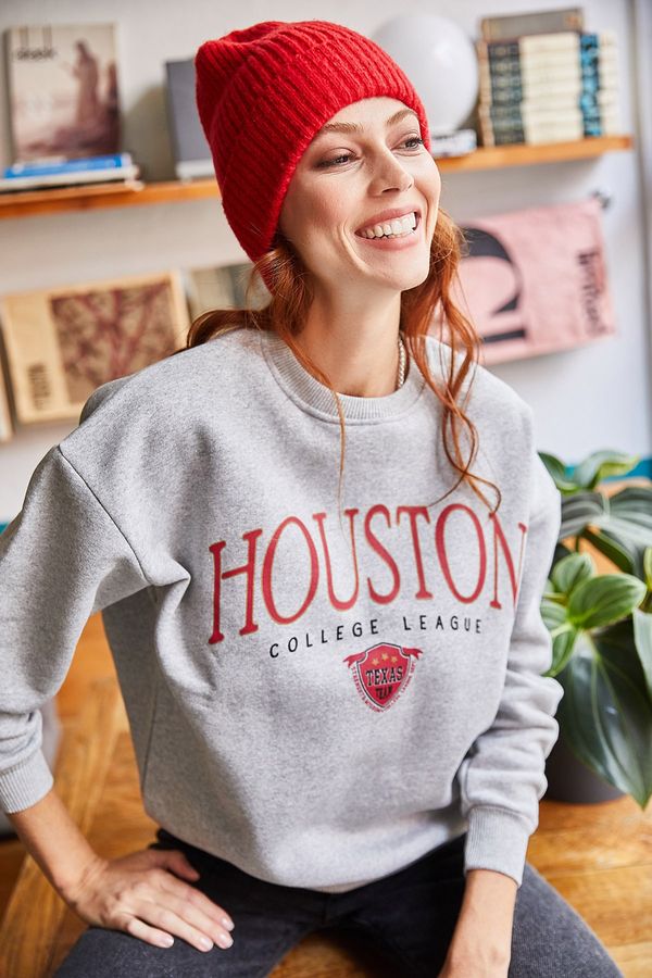 Olalook Olalook Women's Gray Houston Printed Raised Sweatshirt