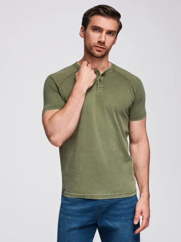 Ombre Ombre Men's t-shirt with wash effect and buttons at neckline - olive