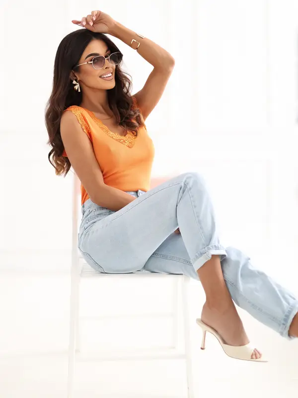 Italy Moda Oranžen ženski top s čipko