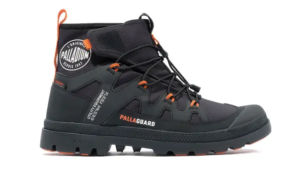 Palladium Palladium Pampa Lite+ XPLR WP moški superge črne barve