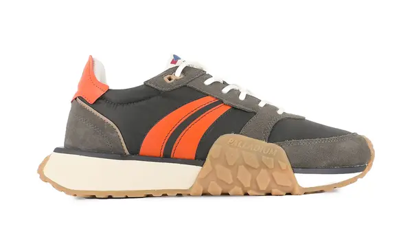 Palladium Palladium Troop Runner Flame superge črne barve