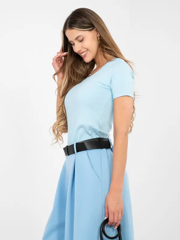 RUE PARIS Pastelno modra osnovna bluza