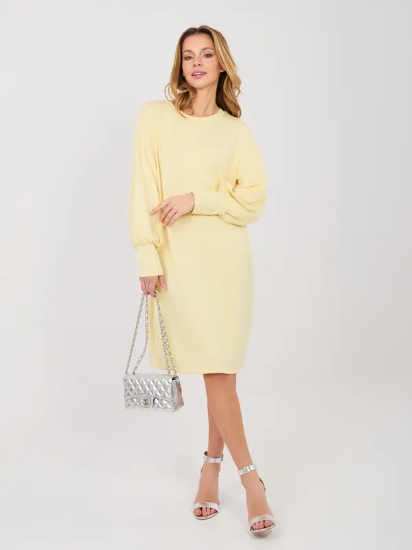 RUE PARIS Pastelno rumena obleka s puloverjem
