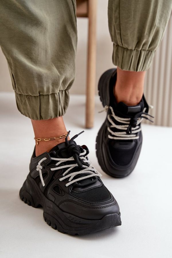 PG1 PG1 Women's Sneakers on Massive Sole with Decorative Lacing Black Relissa