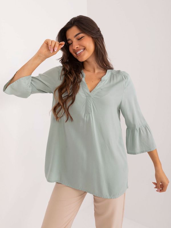 Fashionhunters Pistachio blouse made of viscose SUBLEVEL