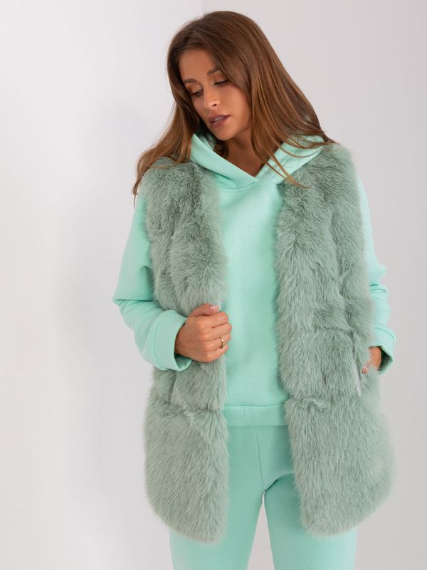 Fashionhunters Pistachio fur vest with pockets