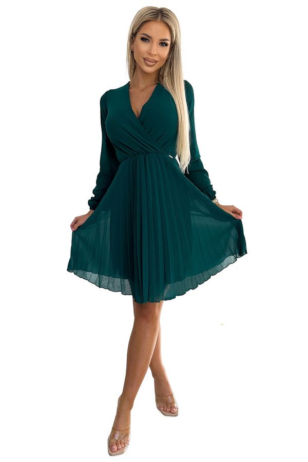 NUMOCO Pleated chiffon dress with long sleeves and a Numoco neckline