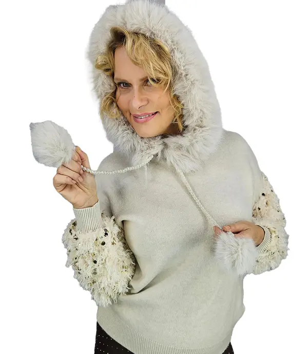 Pri Pri Warm sweater sweatshirt with hood, detachable fur and feathers BOMBAY