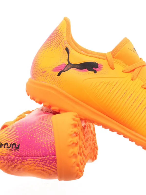 Puma Puma - Moški nogometni čevlji Future 8 Play Tt