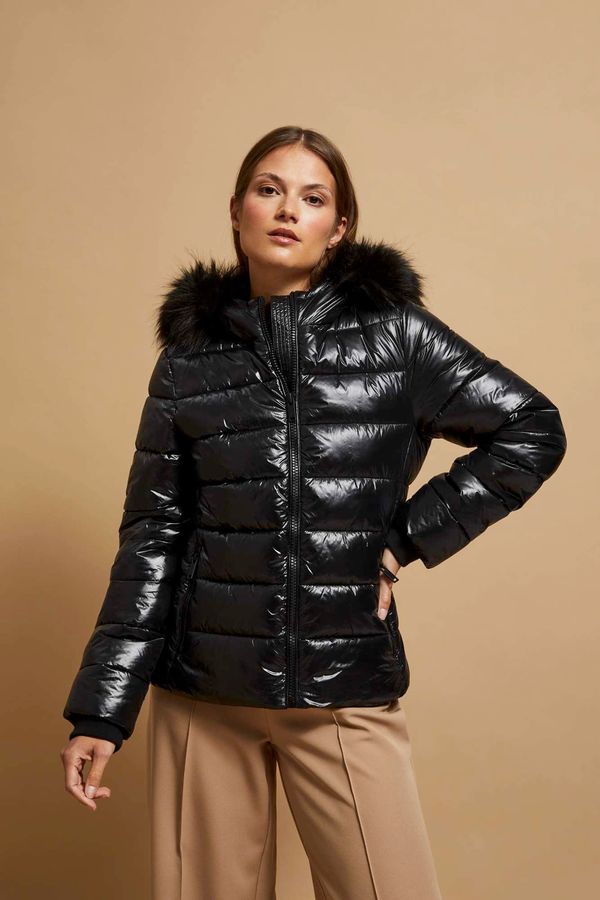 Moodo Quilted jacket with fur hood