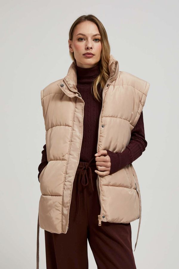 Moodo Quilted vest with belt