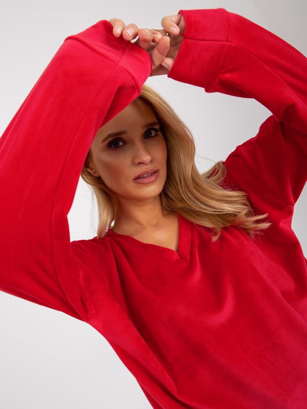 Fashionhunters Red plain velour blouse with RUE PARIS neckline