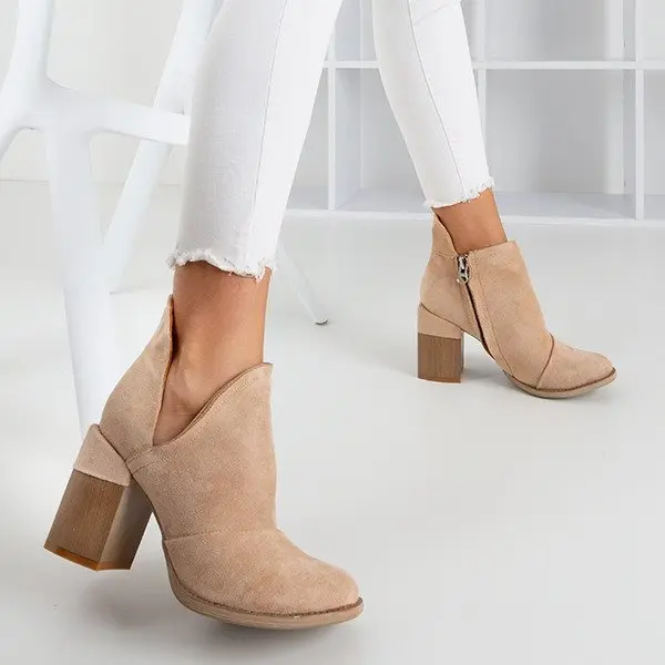 Resti Resti Beige women's boots on a post with cutouts Cintura - Footwear