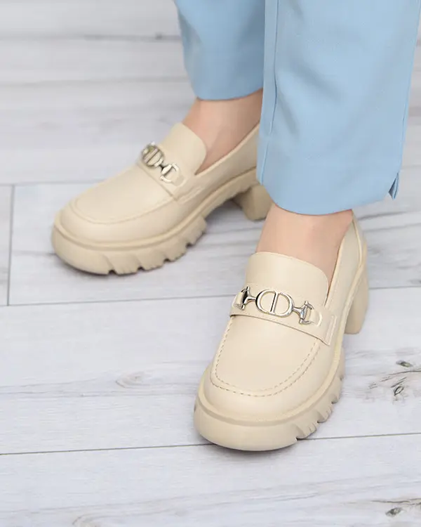 Resti Resti Beige women's shoes on a massive Terima sole - Footwear