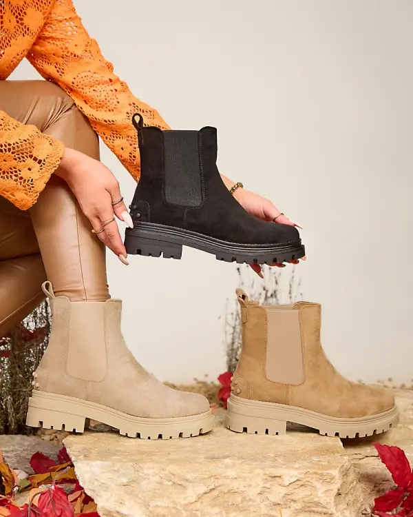 Resti Resti Black women's insulated Comfy Walk boots