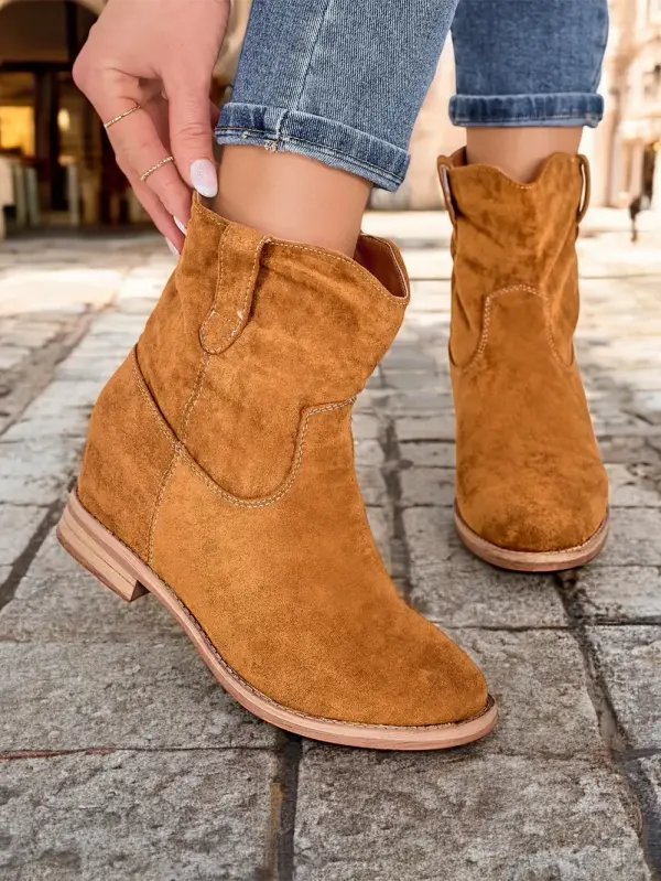Resti Resti Brown ankle boots a'la cowboy boots on an indoor wedge Jelluma - Footwear