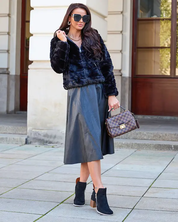 Resti Resti Double-sided women's jacket with fur in black