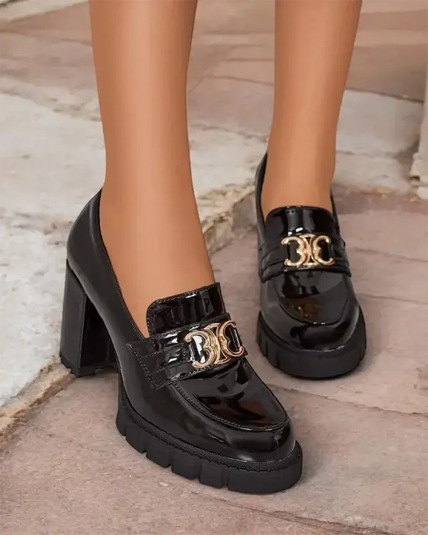 Resti Resti Elegant women's moccasins on a post Jozii