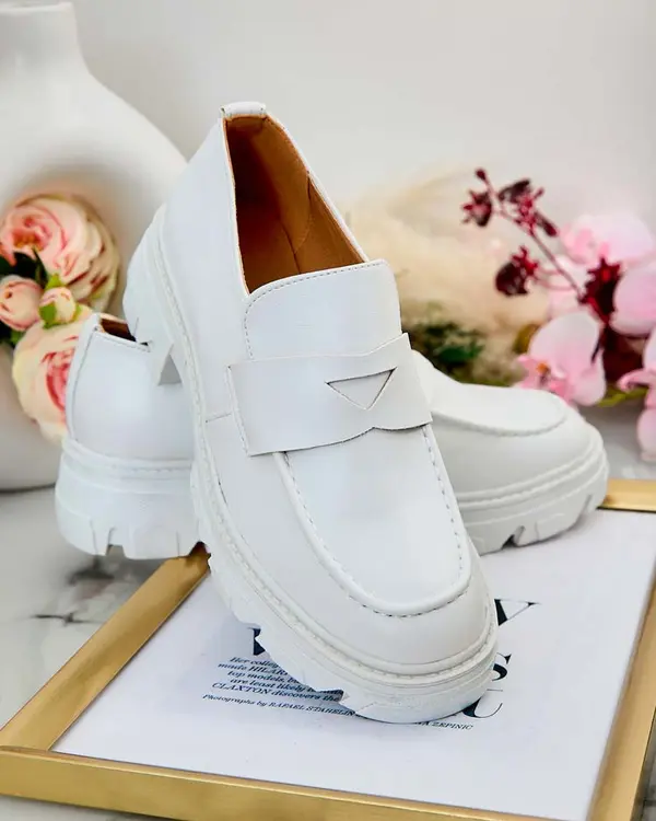 Resti Resti Elegant women's moccasins Xicci