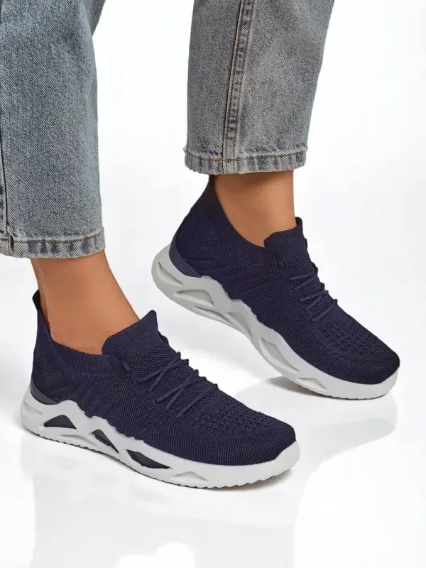 Resti Resti Kaenno Women's Fabric Sneakers