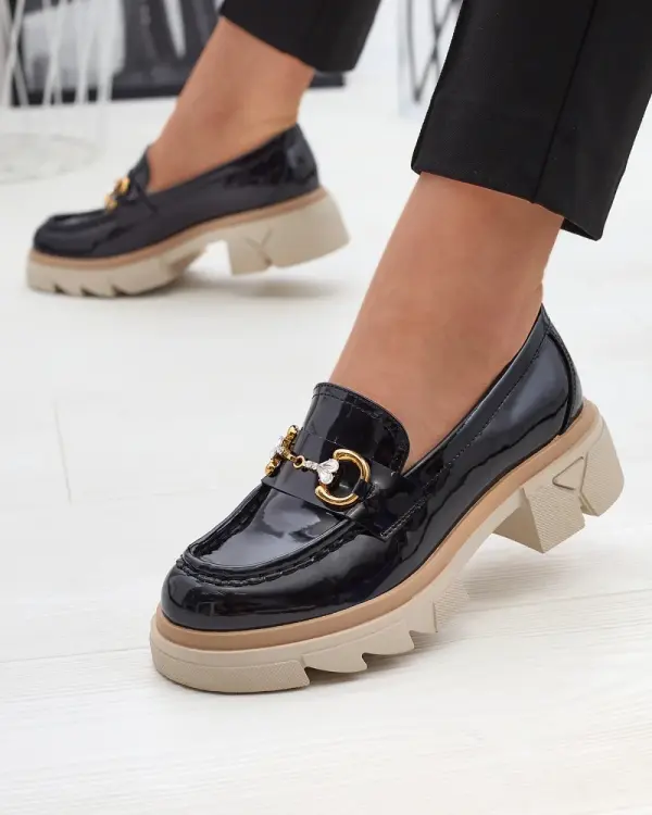 Resti Resti Lacquered black women's moccasins with crystals Inriw - Footwear