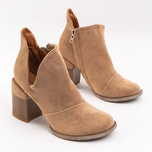 Resti Resti Light brown women's boots with cutouts Plinara - Footwear