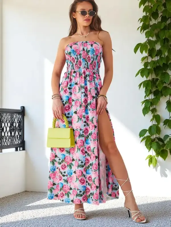 Resti Resti Patterned women's midi dress without sleeves, featuring a wide elastic band and slits at the bottom