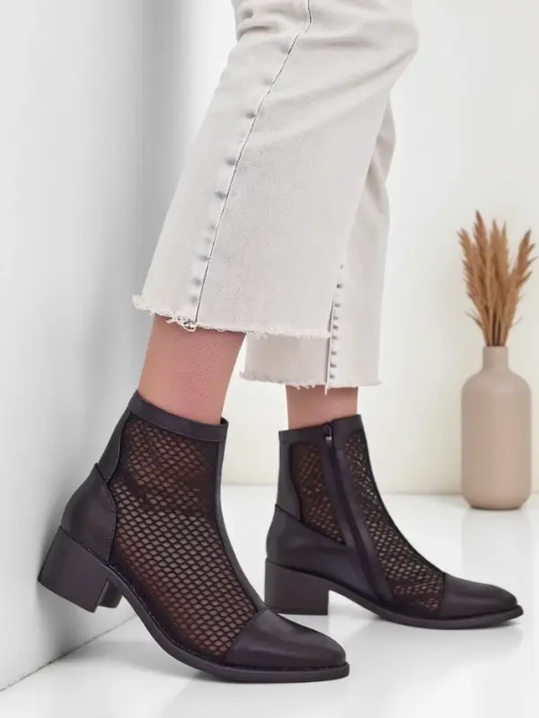 Resti Resti Perforated Women's Low Heeled Ankle Boots Rowices