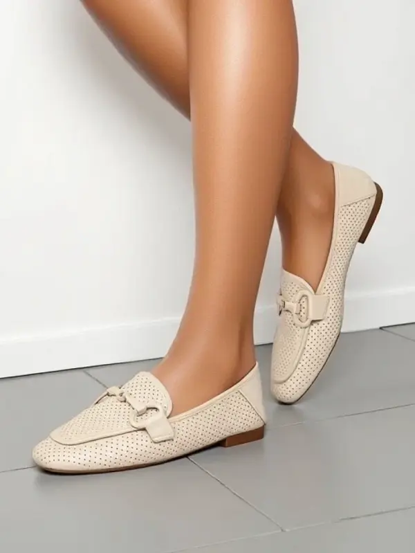 Resti Resti Perforated women's moccasins Laamba