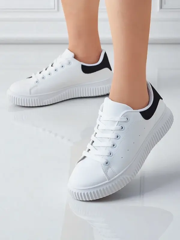 Resti Resti Sports sneakers for women Asirre