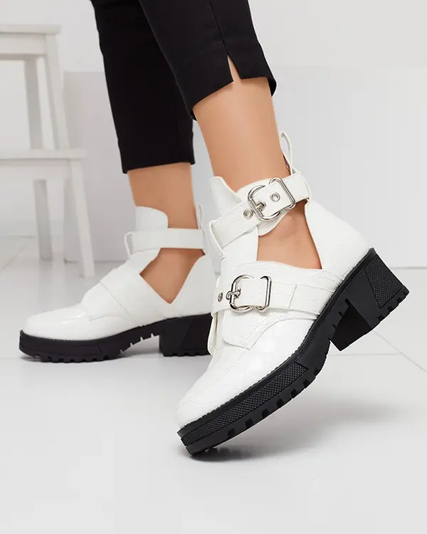 Resti Resti White lacquered women's boots with cutout and embossing Malevib- Footwear