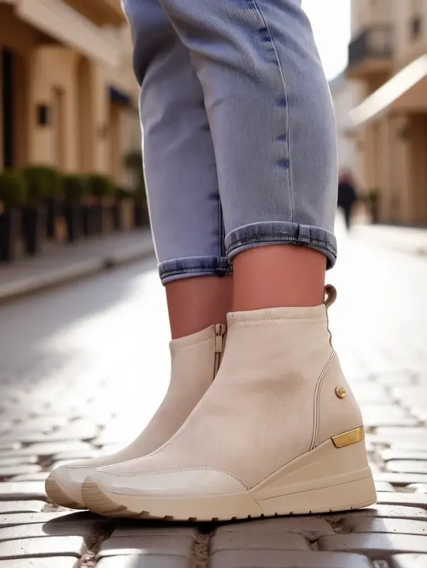 Resti Resti Women's ankle boots on a wedge Zarricos