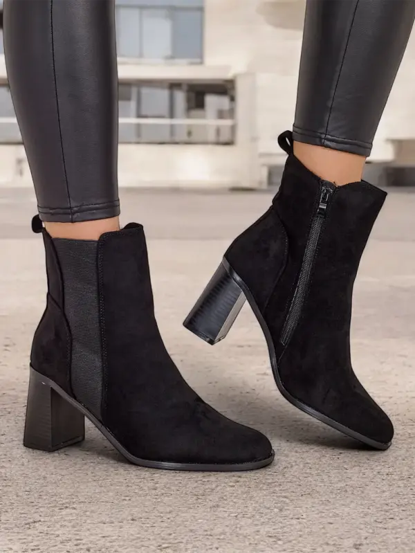 Resti Resti Women's ankle boots on the heel Enotto