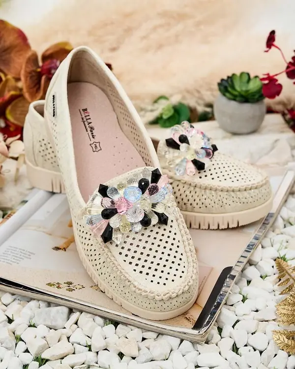 Resti Resti Women's beaded openwork moccasins Nasfali