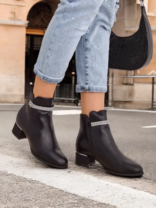 Resti Resti Women's Boots Etitto