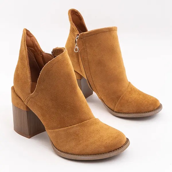 Resti Resti Women's boots with camel cut-outs Plinara - Footwear