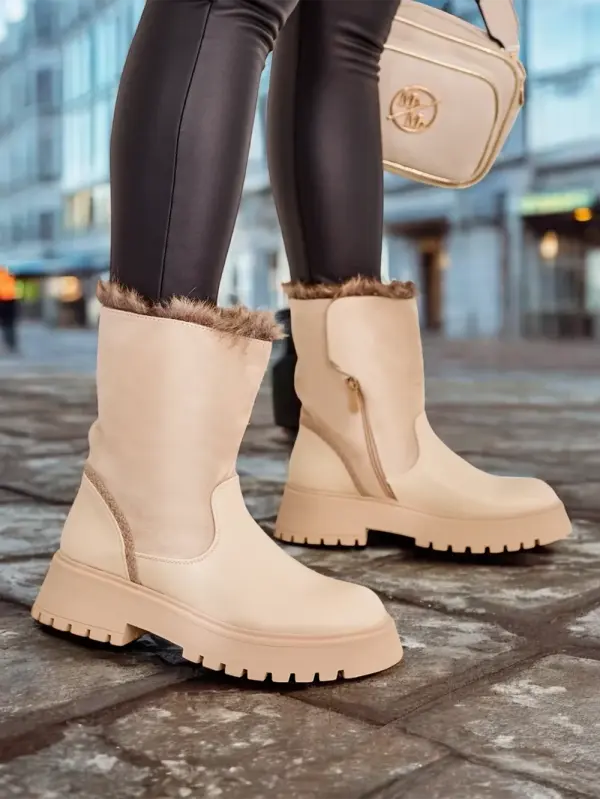 Resti Resti Women's Boots Zolie