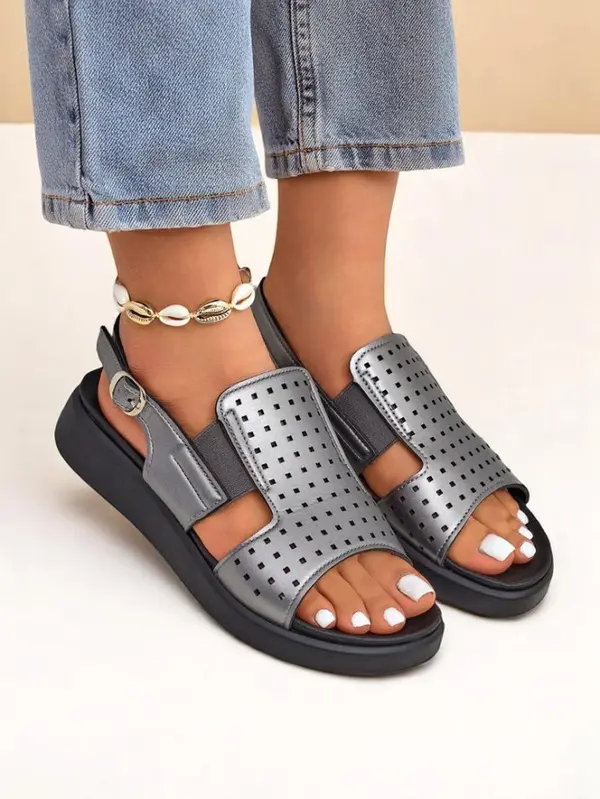 Resti Resti Women's BreezyStep Thick Sole Sandals